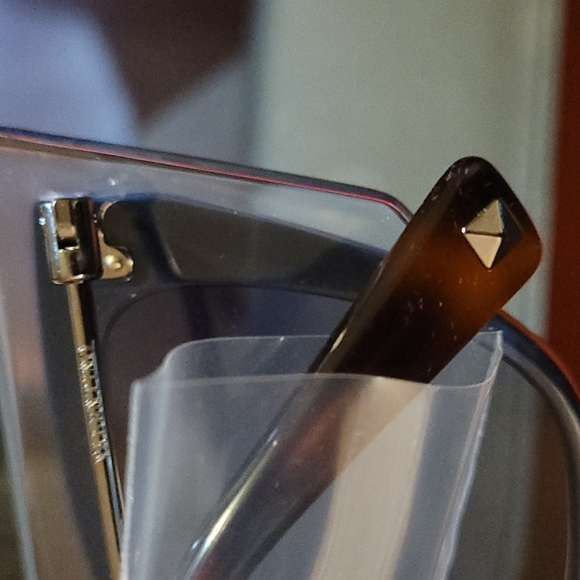 ❤️♦️VALENTINO GARAVANI SUNGLASSES - Picture 5 of 14